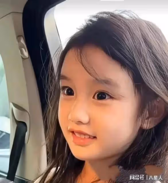 楊冪缺席女兒成長6年!10歲小糯米很懂事,力挺媽媽:媽媽在打拚事業