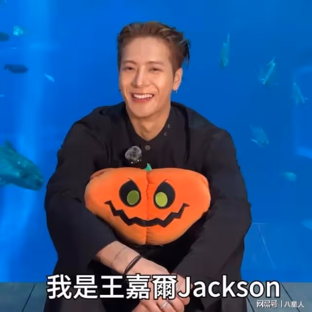 王嘉爾自曝患抑鬱症已停工一年！常年每天只睡3小時，想儘快當爸