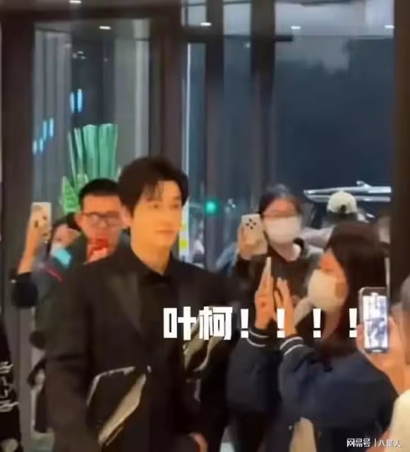 妻賢夫少禍!葉柯口無遮攔種下的苦果,黃曉明只能自己默默咽下去了