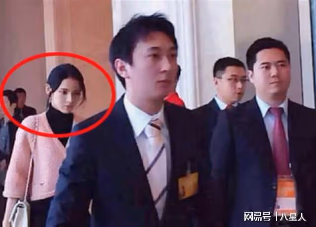 有望轉正!懶懶成功入住王思聰豪宅,曬照宣示主權,黃一鳴不甘示弱
