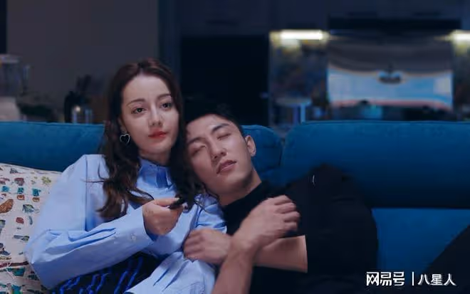 迪麗熱巴生子風波升級? 郭美美再爆料:有錄音證據,和黃景瑜有關