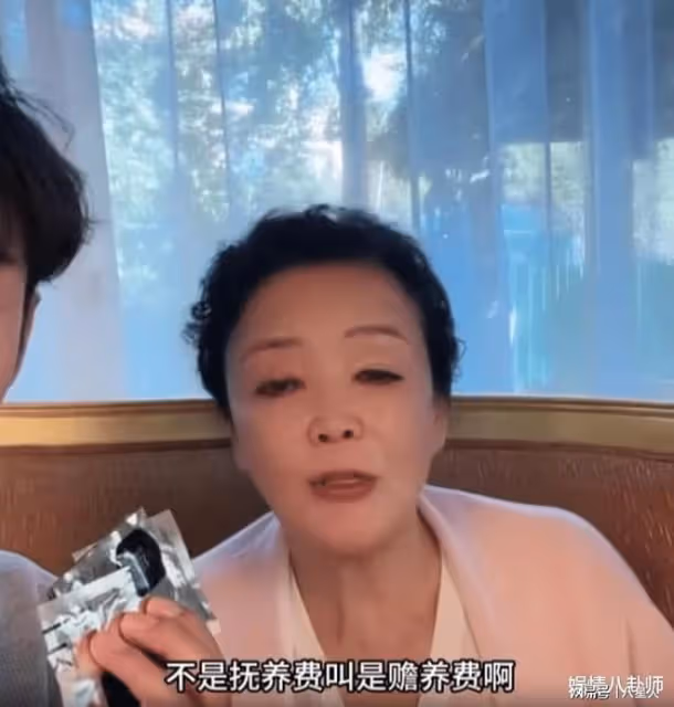 太過分!大S拍賣汪小菲豪車的真相被曝,張蘭直播間爆料:為了贍養費