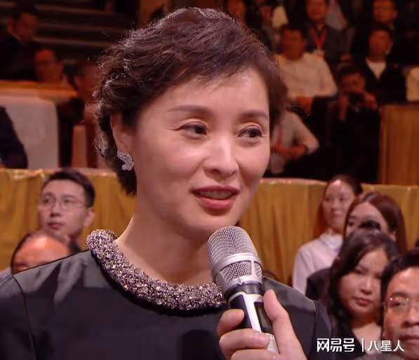 金鷹獎這一夜!人情冷暖咖位高低,在趙麗穎身上體現得如此淋漓盡致