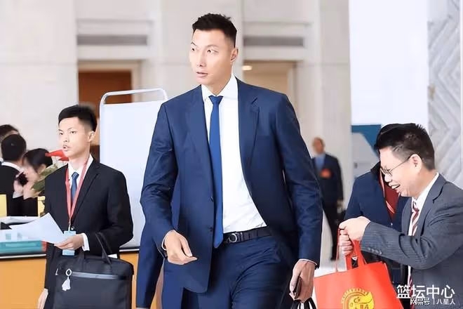 數目驚人!易建聯或因嫖娼被十幾家公司解約,需要支付多少違約金?