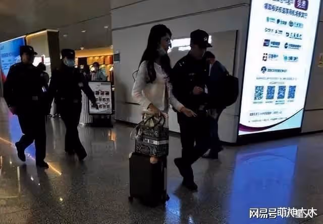 曝易建聯嫖娼涉事人已被抓！籃協等紛紛割席，恐面臨天價違約金