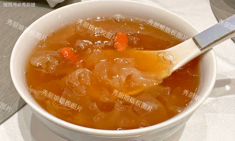 想要氣血足,女生常喝這5款湯,讓你精神飽滿,面如桃花氣色好!
