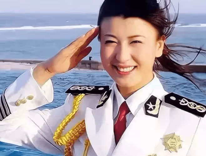 閆學晶:花200萬給兒子辦婚禮,普通朋友坐3500那桌,明星坐5萬那桌?