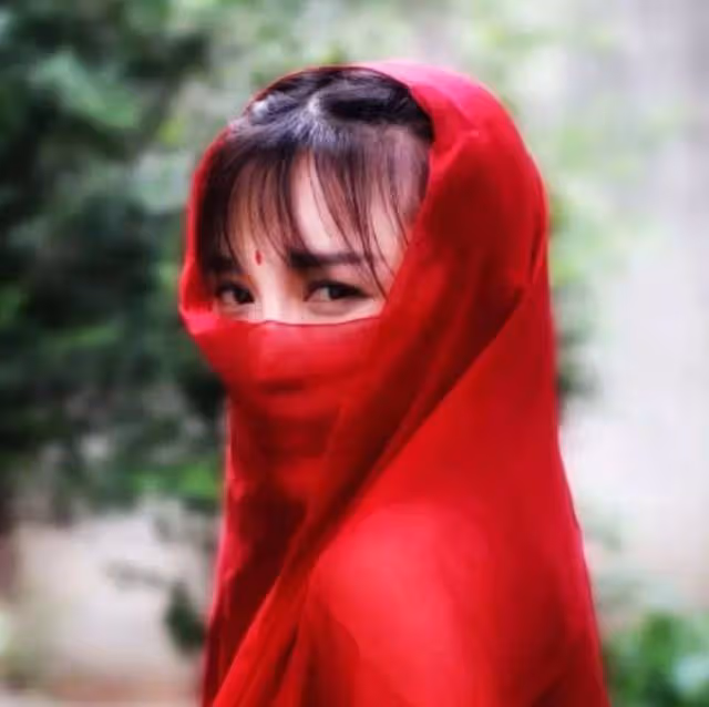 李子柒要「出山」了,一出手就是王炸?