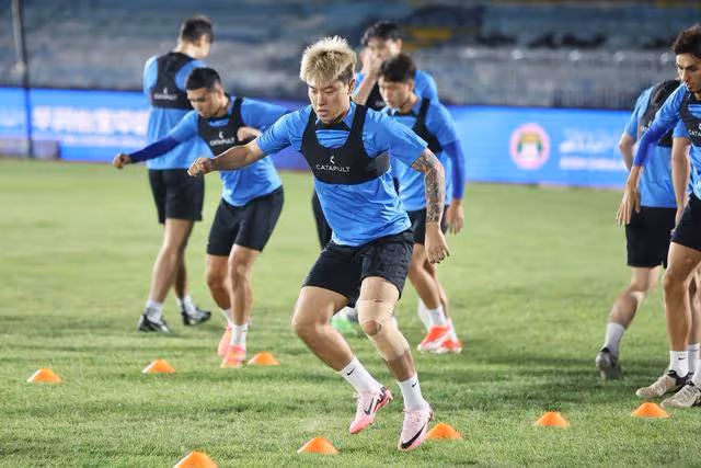 中超武漢隊球員發文討薪：判決書9月初已下但仍拿不到錢