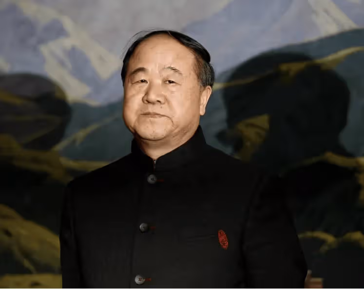 莫言說:想要殺死一個人,不必用刀子,只需日日挑他的錯處。人是需要認同感的