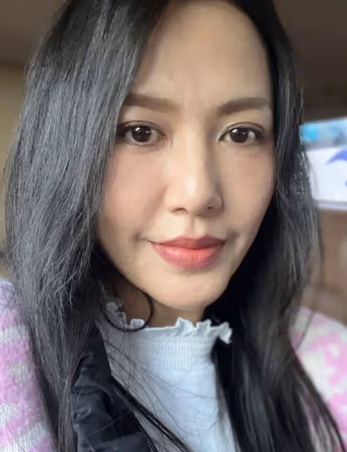 譚維維自曬化妝照,原相機美顏相機大對比,真實顏值引關注