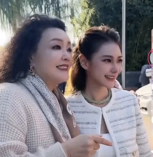 張蘭曬幸福家庭,馬筱梅獲贊,大S再陷風波,舊愛新歡成焦點