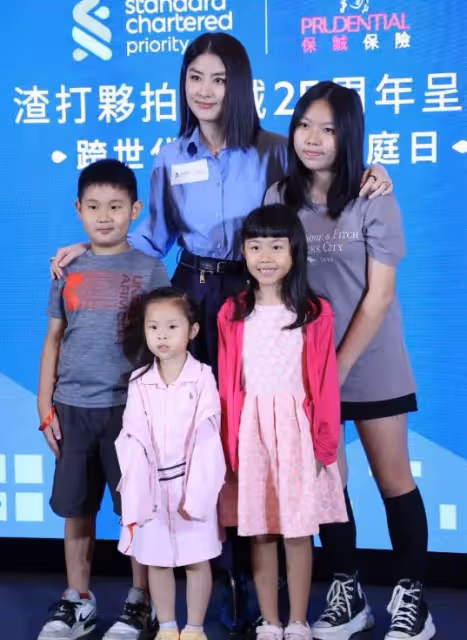 陳慧琳被兒子吐槽「公主病」,笑稱未來婆婆不好當,網友熱議不斷