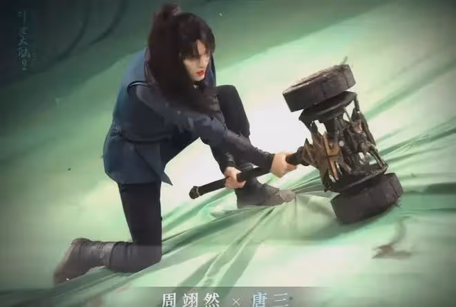 張予曦為小舞練出馬甲線,穿著粉色紗裙打人,這誰頂得住!