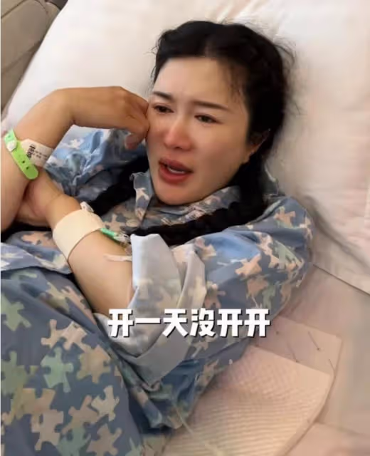 73歲張紀中四胎得女，一家六口全家福首曝光，小龍珠露正臉像爸爸