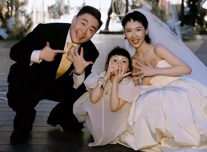 恭喜！郝劭文老婆曬大肚照官宣懷孕，阿文親吻愛妻孕肚好有愛