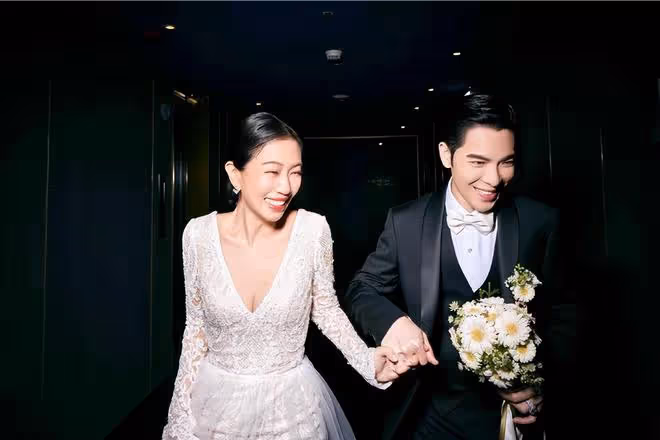 蕭敬騰大婚！與51歲林有慧當眾擁吻，夫妻約定8輩子相愛好感人