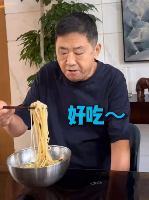 秋瓷炫一家五口歡度國慶,與公婆兒子幸福同框,祖孫三代好有愛