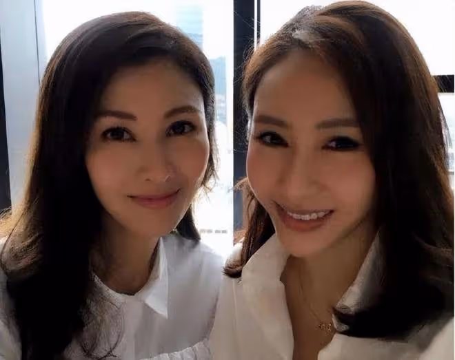 歲月不敗美人!李嘉欣曬照為黎姿慶祝53歲生日,同款凍齡顏值搶鏡