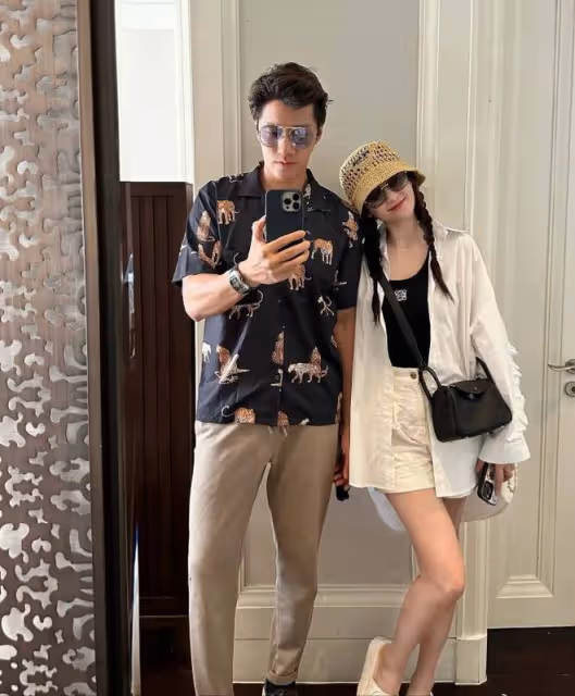 陳喬恩夫婦婚紗大片,Alan望著老婆眼神拉絲,相愛5年仍似熱戀