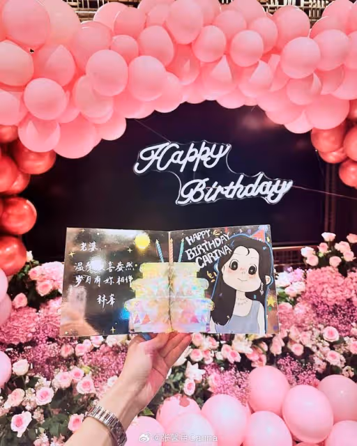 林峯為小11歲嬌妻慶生,張馨月曬合照秀恩愛,女兒正臉曝光超漂亮