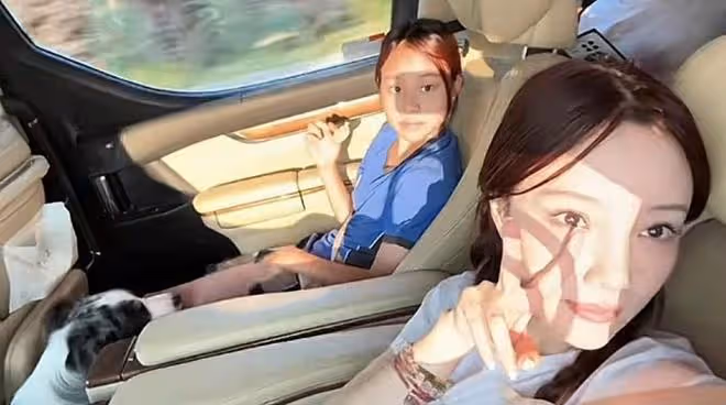 李小璐曬女兒暑假日常,大方提及前夫賈乃亮,甜馨容貌身高像爸爸