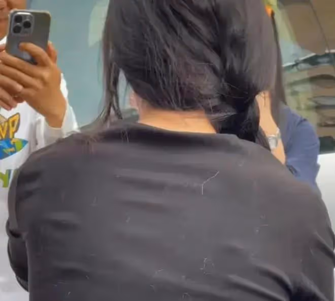 看吐了!油頭、耳屎、頭屑,這麼邋遢的女明星實在不多見啊