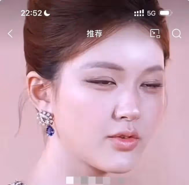 趙露思臉僵硬不能笑像蠟像,後遺症來得太快了吧