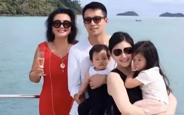 是什麼原因讓陳曉不想見陳妍希連兒子都不想見?評論區給出了答案