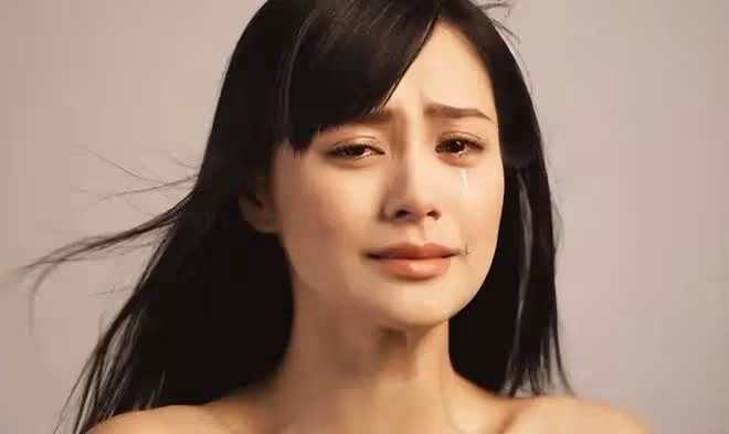 阿嬌女性戀人正面曝光,因超像陳冠希引網友熱議
