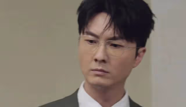 黑色月光:善姨說出慧雲身世鄺文海才是親爹,18年前鄺永源強迫他