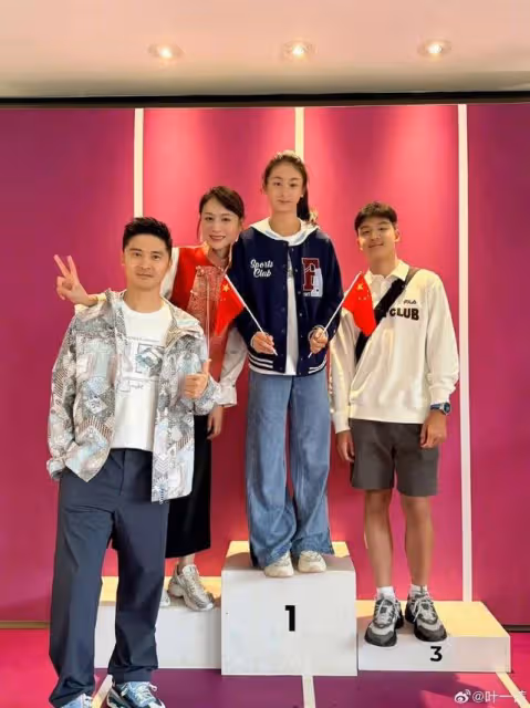 森碟委屈視頻再引熱議葉一茜發文否認重男輕女+告黑!評論區淪陷
