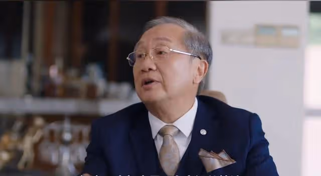 黑色月光:蔣基俊替卓慧雲擋刀慘死,臨終遺言曝18年秘密