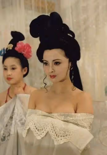 林芳兵的楊貴妃，為何就是最經典的？賈玲扮演楊貴妃，為何也還行