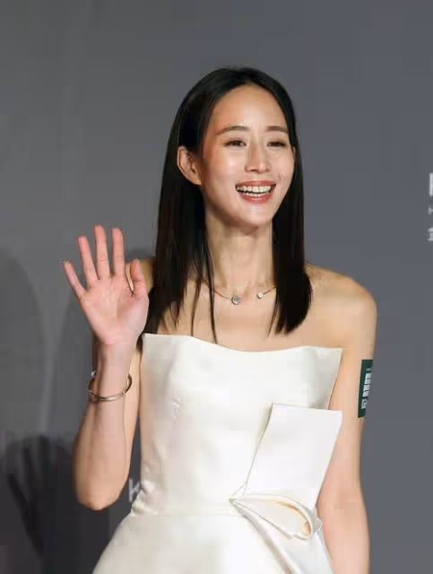 張鈞甯穿得性感大氣，為何反而更好看，更高級，怎麼回事？