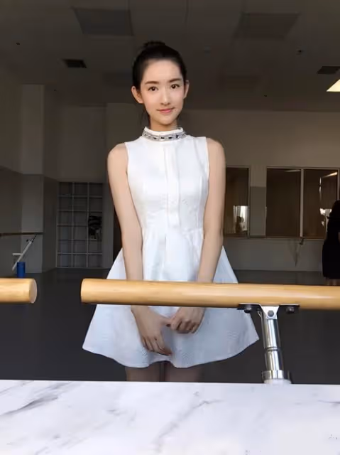 王玉雯不僅有靈氣，其實演技與穿搭都不錯！