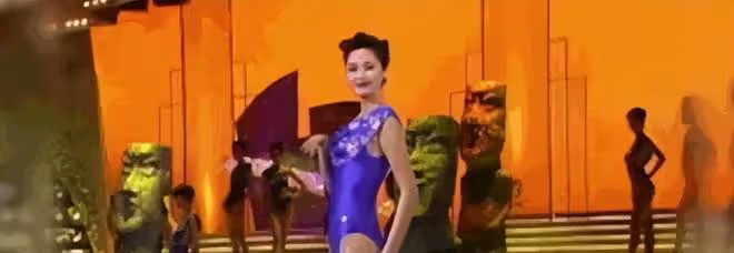 初代國模瞿穎，不僅僅是超模，顏值演技主持等都是頂呱呱的！