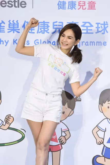 Ella陳嘉樺，為何留長發的她，反而更有女人味，更有氣場？