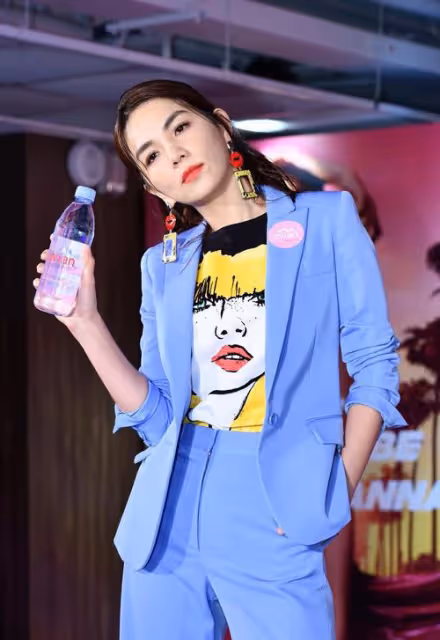 Ella陳嘉樺，為何留長發的她，反而更有女人味，更有氣場？