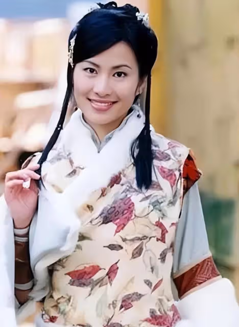 葉璇的美，為何端莊感跟英氣感，總是很明顯？
