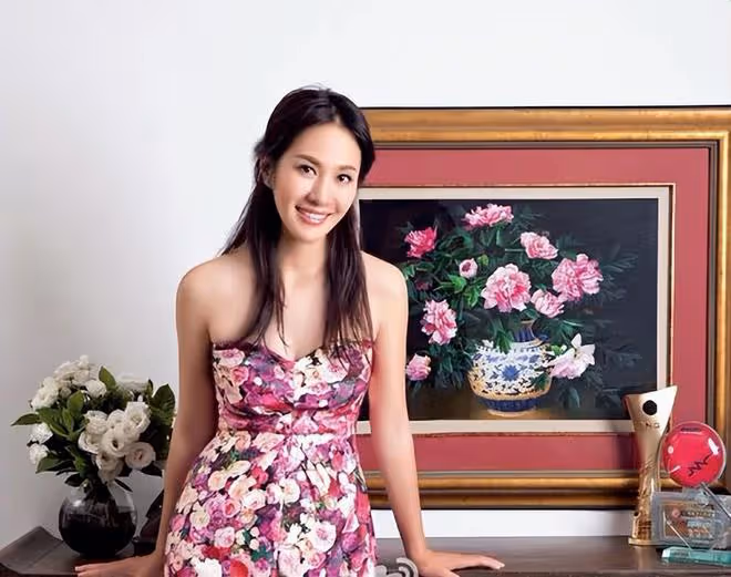 葉璇的美，為何端莊感跟英氣感，總是很明顯？
