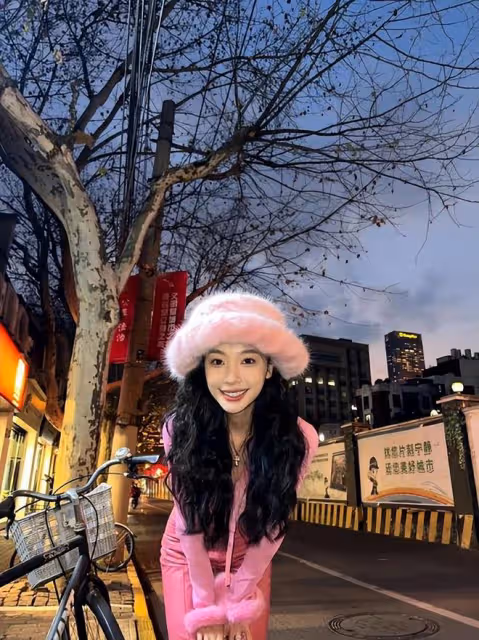 易夢玲顏值，身材比例，拍照技術都好，但為何還是給人普女感？