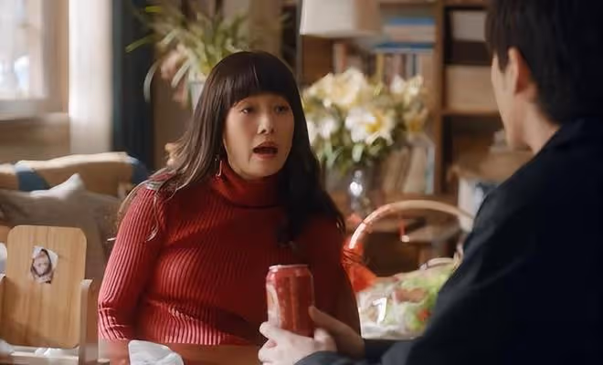 馬伊琍飾演的東霓，演技挺到位，人也不老，但為何看著就是怪？
