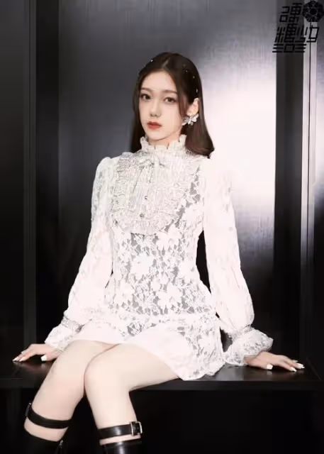 希林娜依·高，混搭穿搭法，為何顯得她好美，好少女，也好高級？