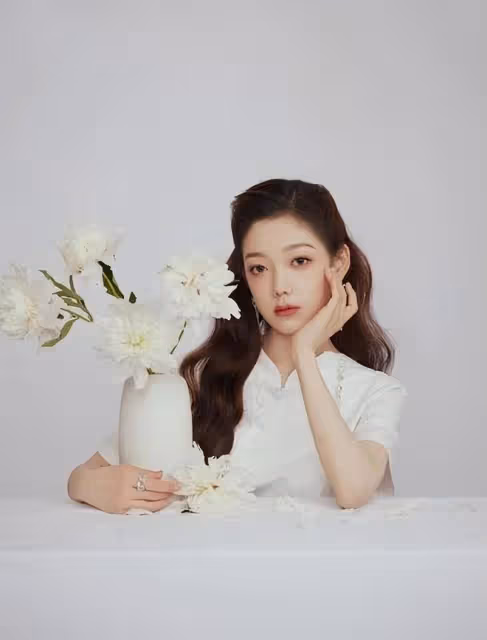 希林娜依·高，混搭穿搭法，為何顯得她好美，好少女，也好高級？