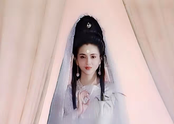 陶慧敏，從小白菜到觀世音到國民媽媽，其實一直都是那麼的美