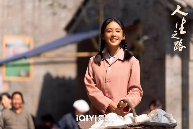 李沁天生白皮化妝成黃皮，飾演村花劉巧珍，為何讓人覺得違和？