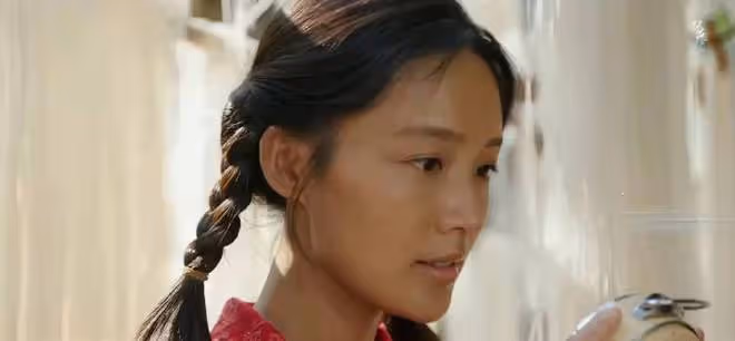 李沁天生白皮化妝成黃皮，飾演村花劉巧珍，為何讓人覺得違和？