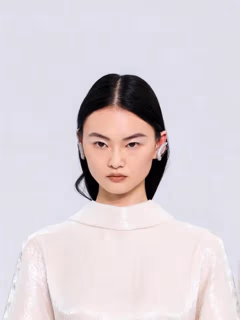 娃娃臉的賀聰，為何私服穿搭簡約大氣有質感，反而更顯高級？