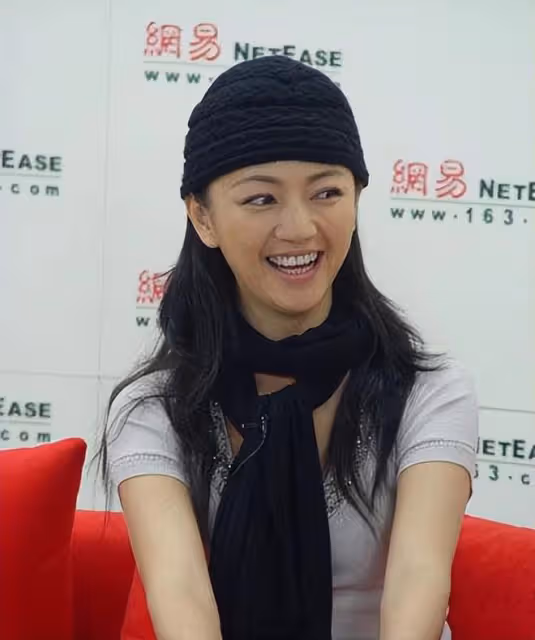 羅海瓊從溫婉氣質到優雅氣質，髮型還真的是功不可沒！